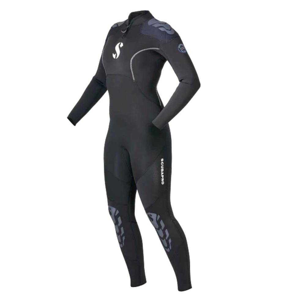 EVERFLEX YULEX® DIVE STEAMER WOMEN 3ML fleece line feels closer to a 5ML.